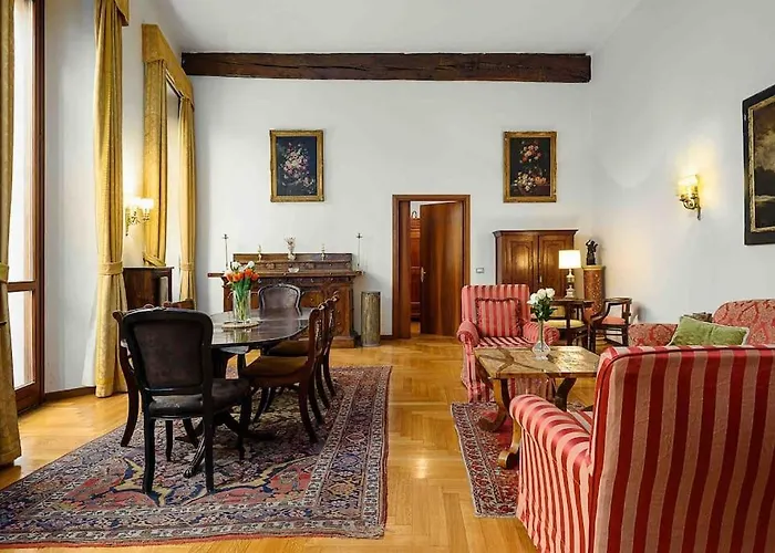 Piazza Duomo - Antico Dell'800 Apartmán